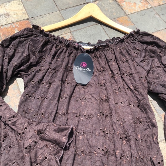 NWT Off shoulder elastic closure long sleeve Small - Picture 7 of 8